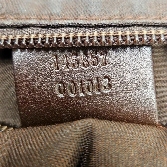 Authentic Gucci Monogram Classic Crossbody Handbag Purse Authentic - Picture 9 of 16